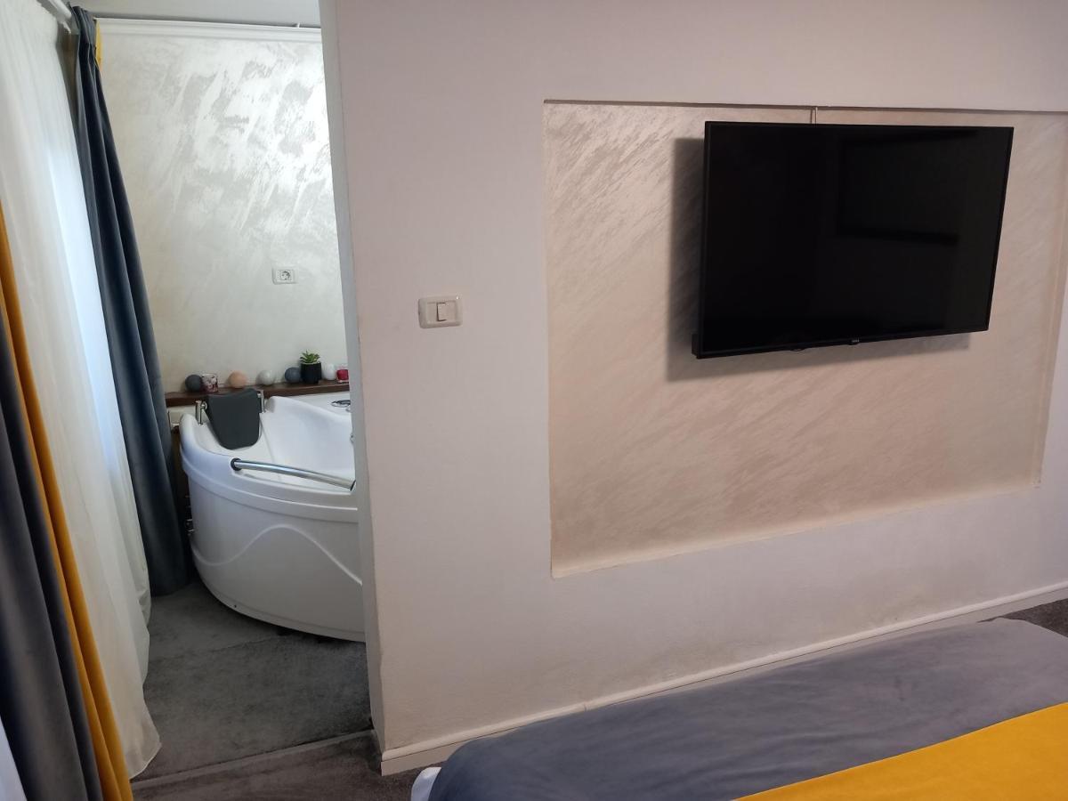 Vila Davison Târgu Jiu Eksteriør bilde